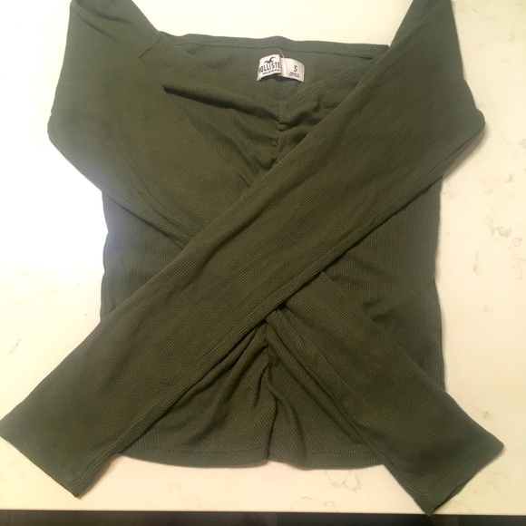Hollister dark green fitted top - Picture 3 of 4